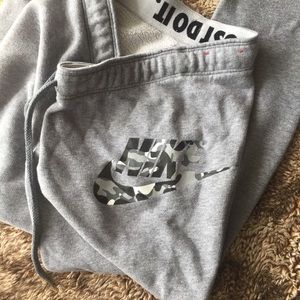 Gray Nike Sweatpants